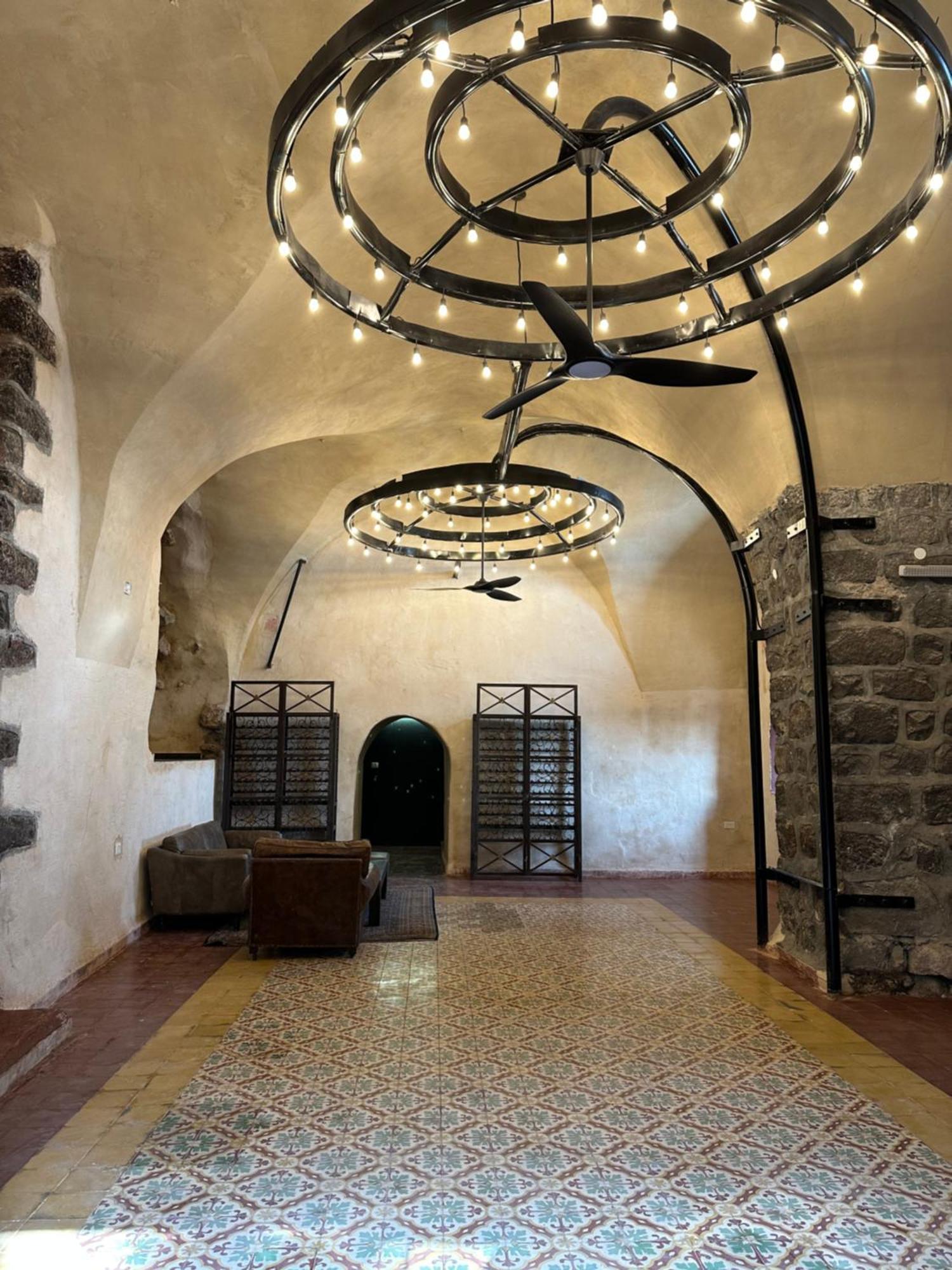 Dona Castle Hotel Tiberias Eksteriør billede